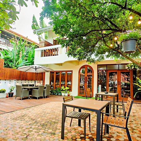 Art House Old City Чиангмай Екстериор снимка