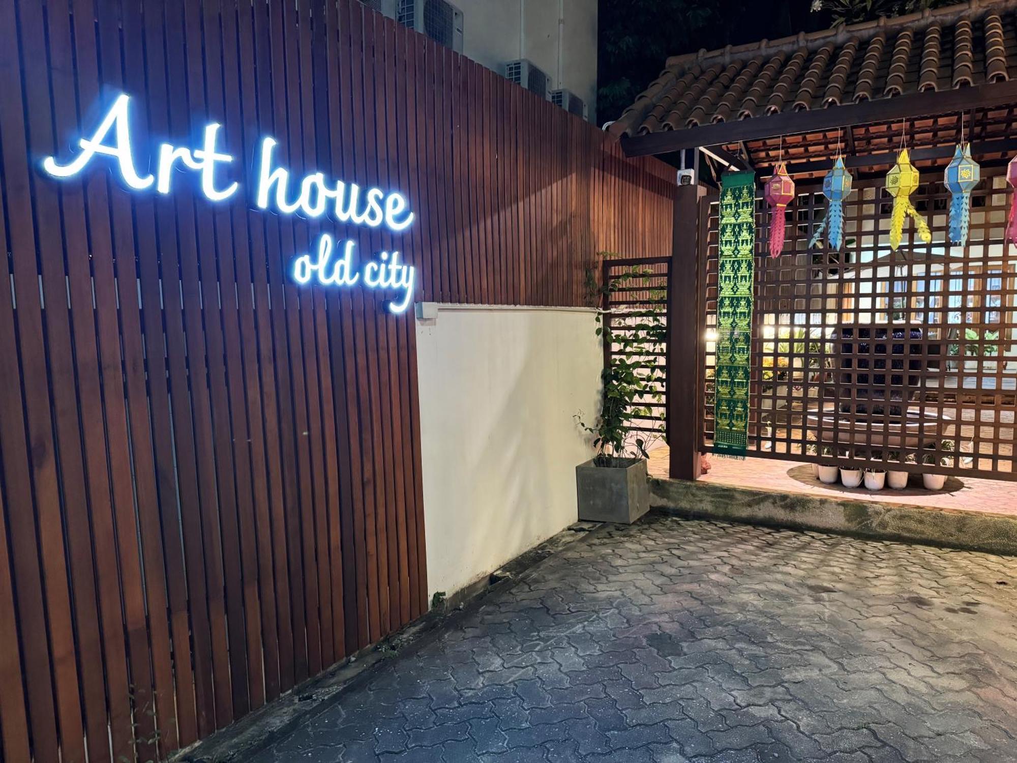 Art House Old City Чиангмай Екстериор снимка